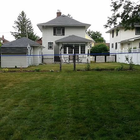 Niagara Falls Canada Getaway Villa Exterior photo