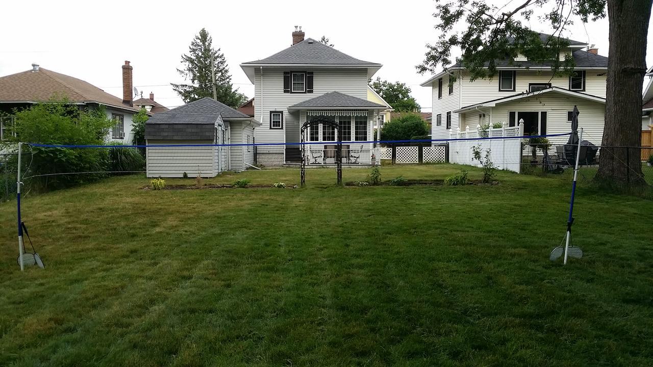 Niagara Falls Canada Getaway Villa Exterior photo